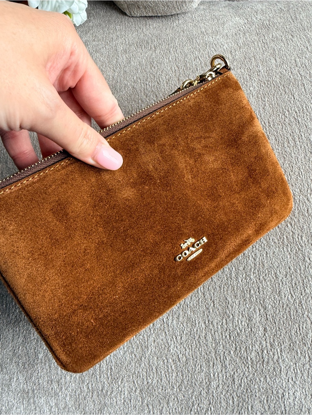 Coach Suede Wristlet Clutch in Brown with Gold Buckle NWT - Picture 4 of 6